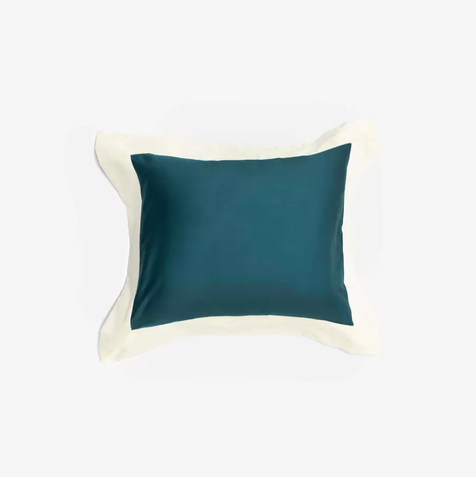 Bedroom-ISSIMO X Rivolta Carmignani Scallop Boudoir Shams Green